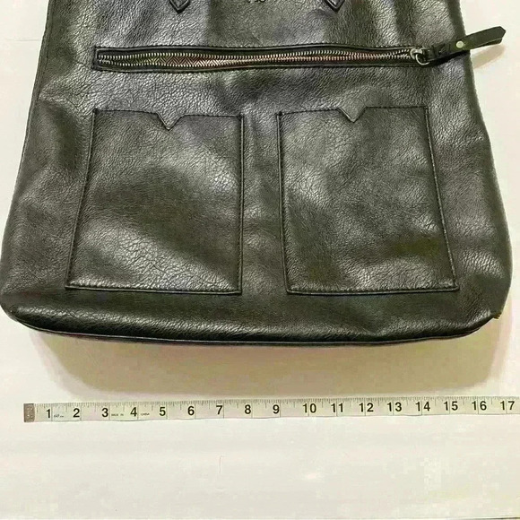 Matthew And Julian Purse Hand Bag Black Outdoor Travel Vacation Resort Pockets - Picture 7 of 10